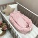 Комплект (Кокон для немовлят с рюшем + подушка + Плед у ліжечко та коляску) пудра 3873 фото
