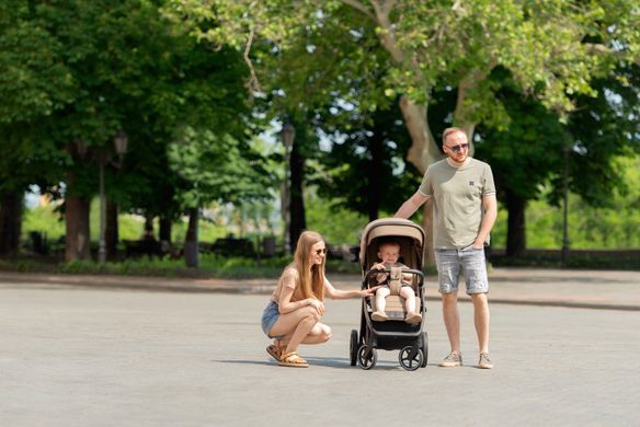 Прогулочная коляска CARRELLO Bravo SL Deluxe CRL-5520 Velvet Beige 55201 фото