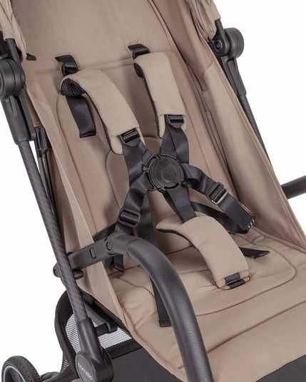 Візок Carrello Evo Carbon: вага 5.5 кг, легко нести | Eniki