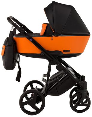 Детская коляска 2 в 1 Richmond (Ричмонд) Mirello кожа 100% M-30/18 оранжевый - черный 623747R фото