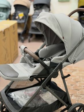 Прогулочная коляска с реверсивным блоком CARRELLO Costa CRL-5534 Cloud Grey